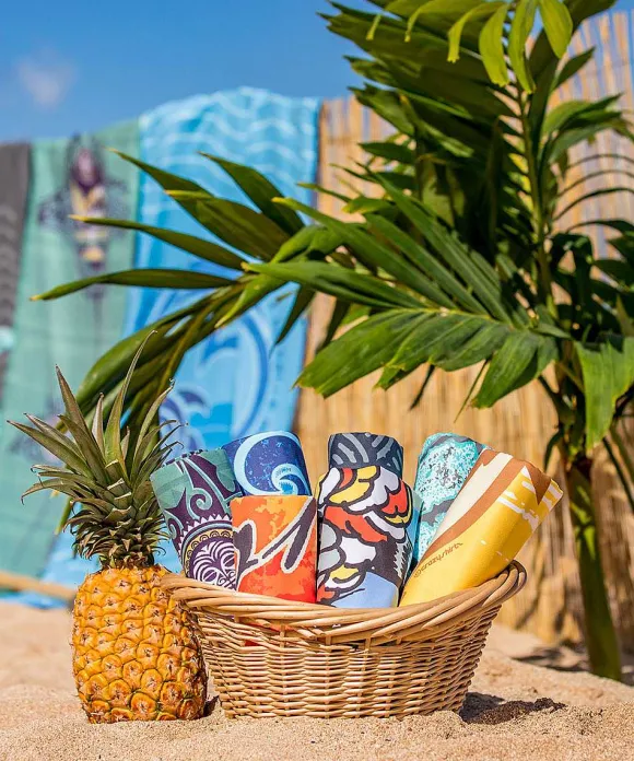 Towels>Crazy Shirts Maui Legend - Microfiber Beach Towel