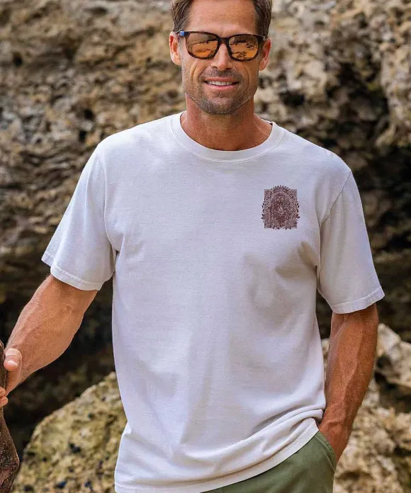T-Shirts>Crazy Shirts Pele Woodcut - White Short Sleeve Crewneck T-Shirt