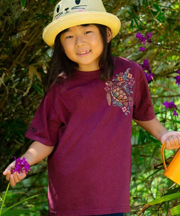 T-Shirts>Crazy Shirts Tropical Floral Turtle - Fig Dyed Short Sleeve Crewneck T-Shirt
