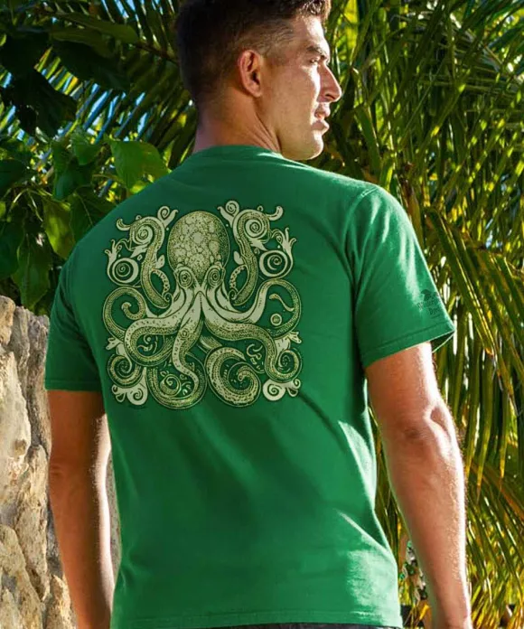 T-Shirts>Crazy Shirts Vintage Octopus - Wintergreen Dyed Short Sleeve Crewneck T-Shirt