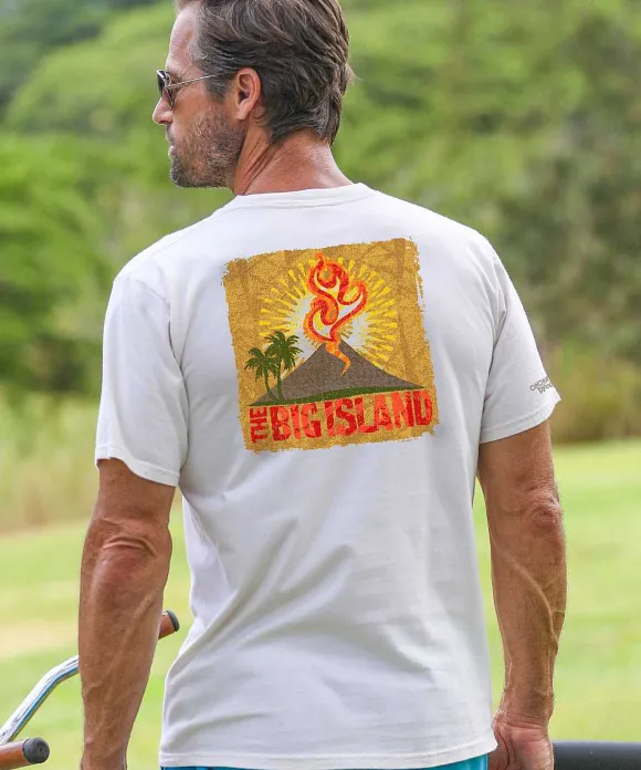 T-Shirts>Crazy Shirts Vintage Volcano - Coconut Dyed Short Sleeve Crewneck T-Shirt